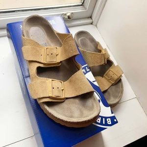 Birkenstock Arizona Soft Footbed Suede Sandals - Women's 39 Latte Cream